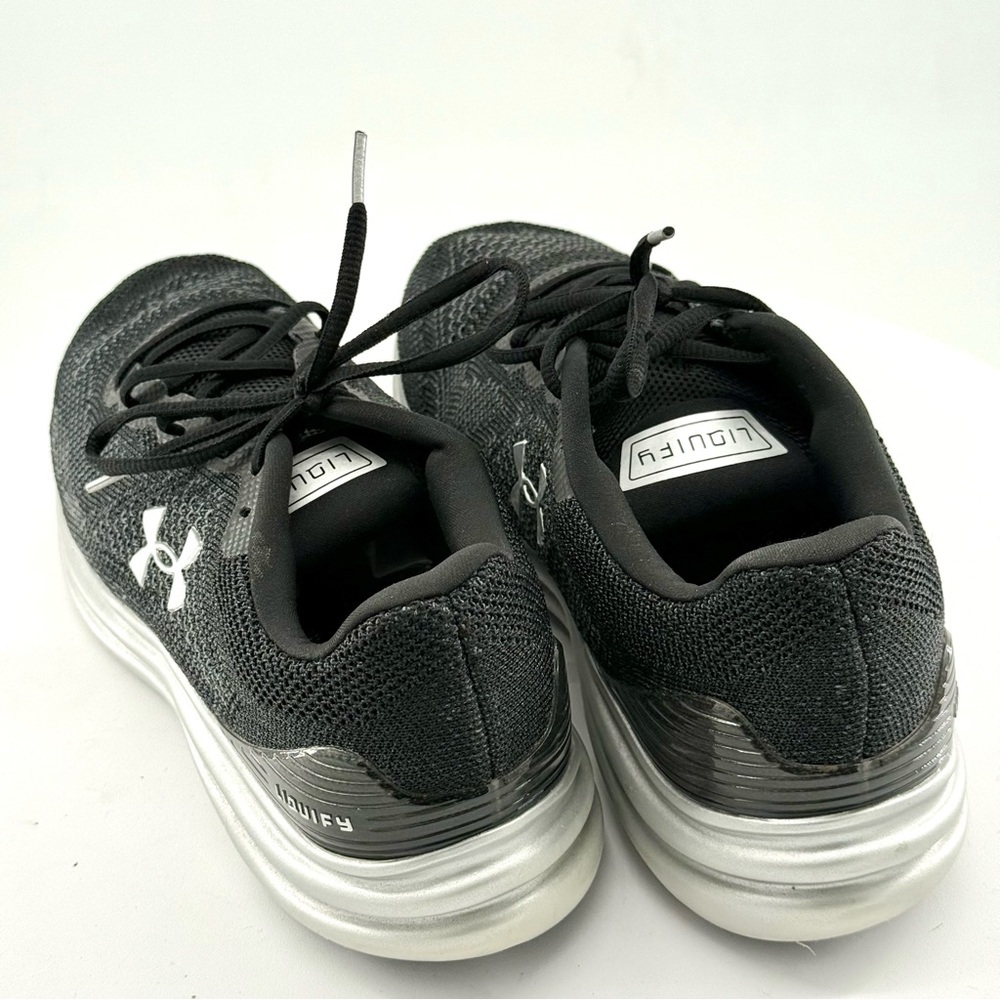 Under Armour Deluxe Black Sneakers - Picture 6 of 8